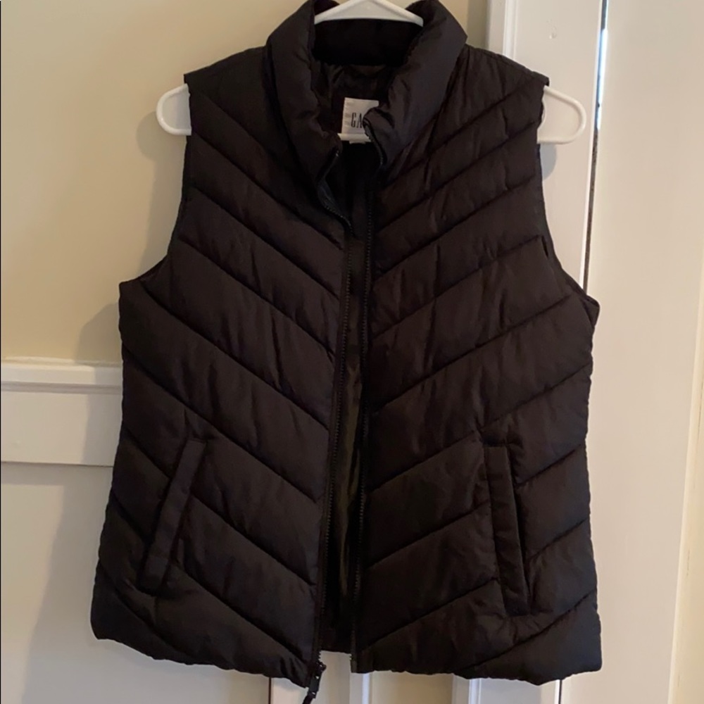 GAP vest in back